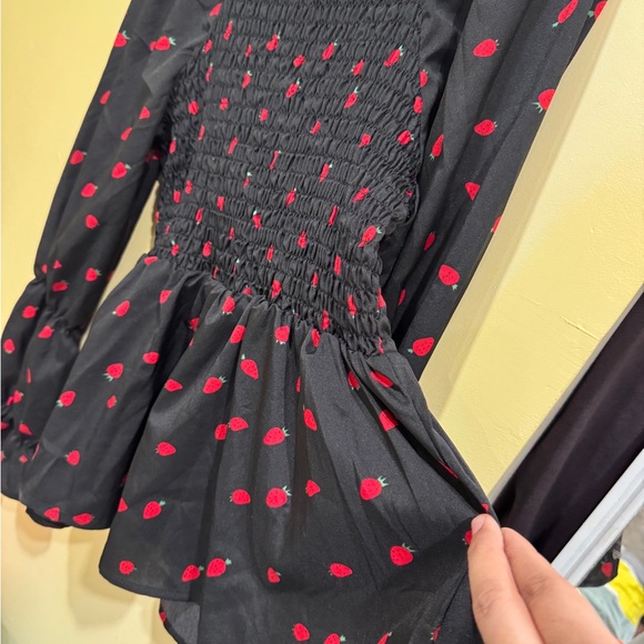 SHEIN Black Blouse with Red Accents - Picture 4 of 10